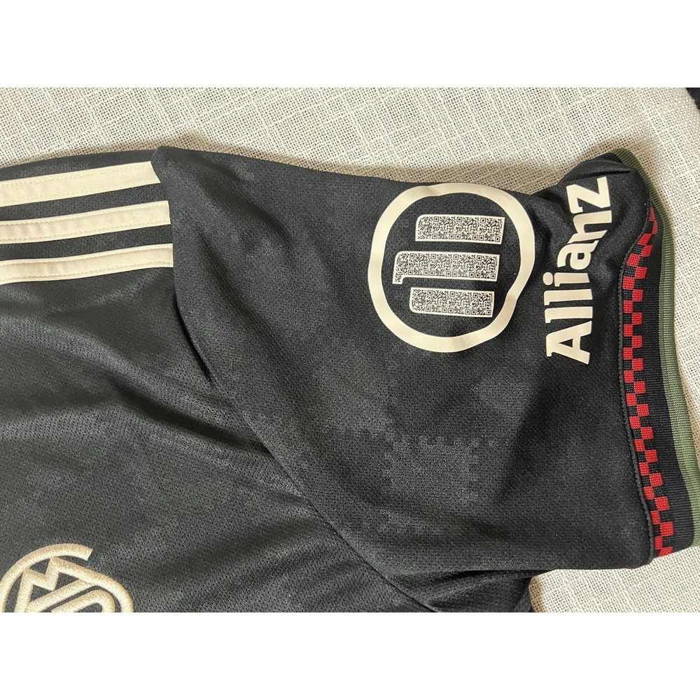 Adidas Originals FC Bayern Munich 25/26 Third Jersey Black KE6801 Mens Large NWT - Picture 5 of 12